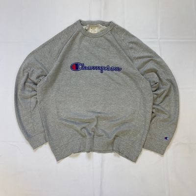 Champion Heather Grey Embroidered Spellout Crewneck (XL) ⚡