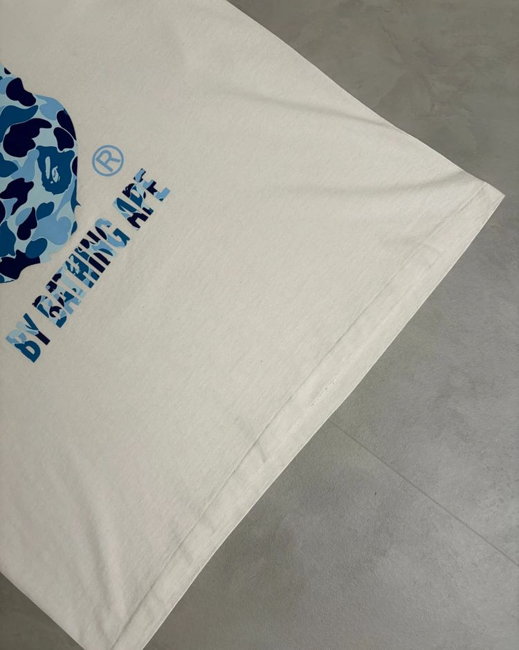 Immagine di Bape Ape Head Camo Logo blue T Shirt white - XL 4