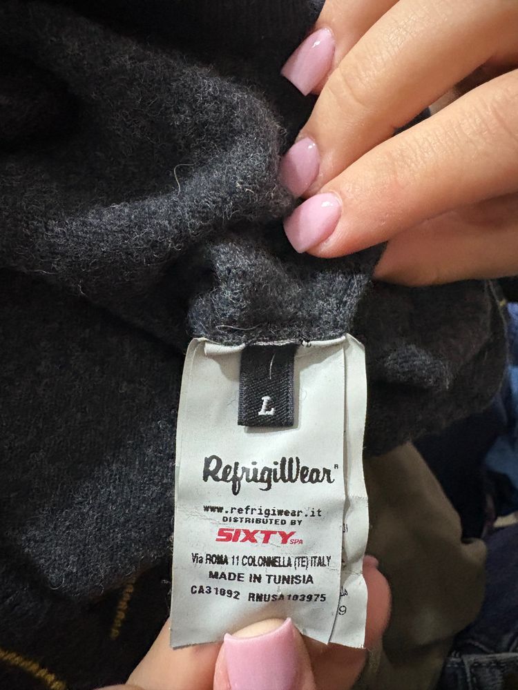 Refrigiwear Dark Grey Sweater 3