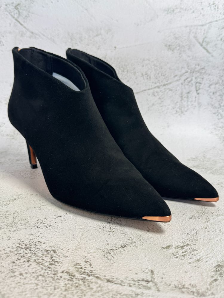 Ted Baker Gemiee Black Leather Ankle Boots UK 5 Copper Zip image 2