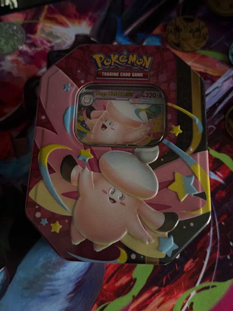 Pokémon Trading Card Game Tin obraz 1
