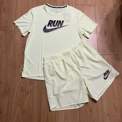 BNWT Nike Miler Rise Dri Fit T-Shirt Top & Shorts 2 Piece Set, Barely Volt