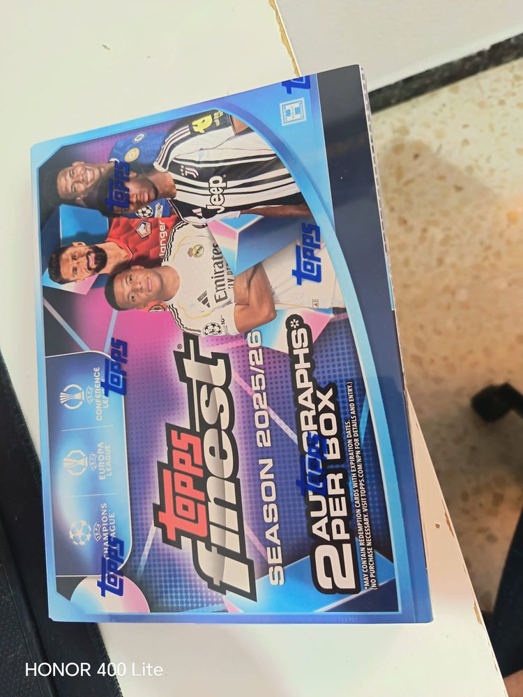 SPOT INDIVIDUAL TOPPS FINNEST UCC