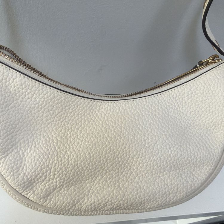 Coach Chalk White LUNA Pebble Leather Shoulder Bag BNWT 90s Style image 4