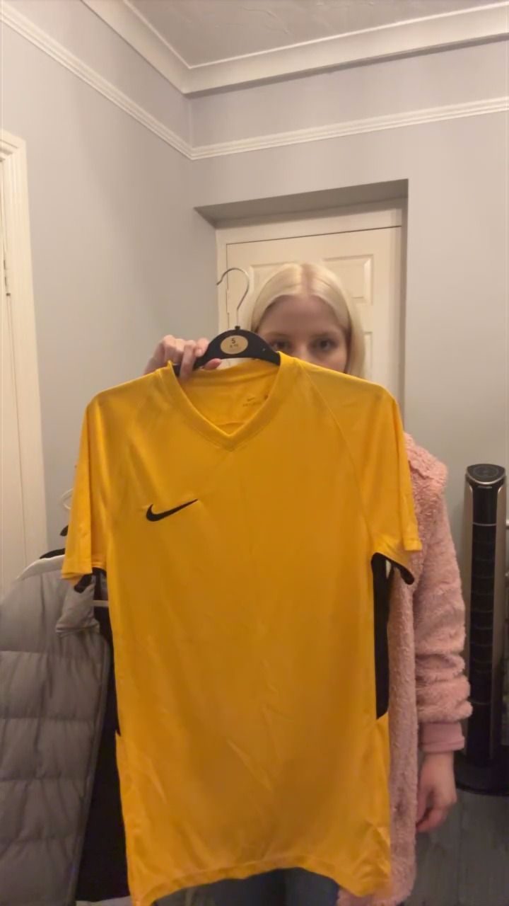 Nike nike tee size small product image