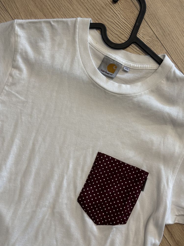 Carhartt White T-Shirt With Maroon Polka Dot Pocket