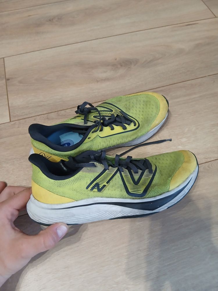 New Balance New Balance Yellow And Black Running Shoes product image
