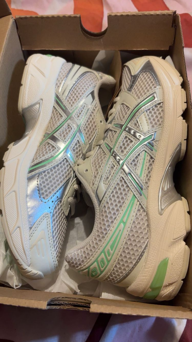 Asics Running Shoes image 1