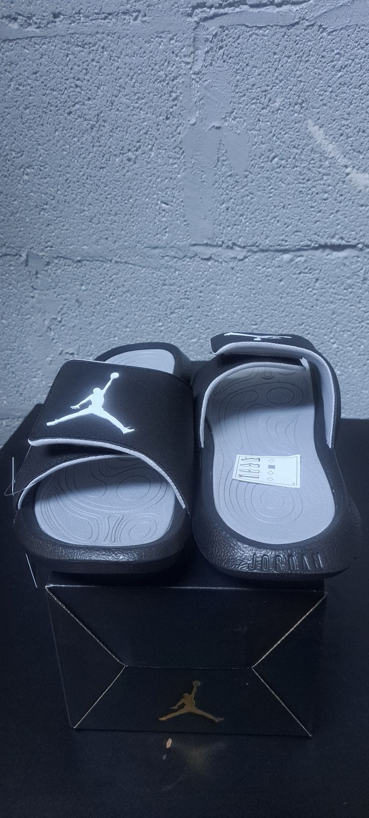 Jordan Hydro 6 Black White Wolf Grey Slides UK 12 EUR 47.5Brand New FullBox BNIB image 2