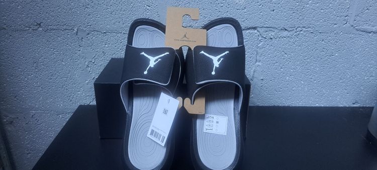 Jordan Hydro 6 Black White Wolf Grey Slides UK 12 EUR 47.5Brand New FullBox BNIB image 3