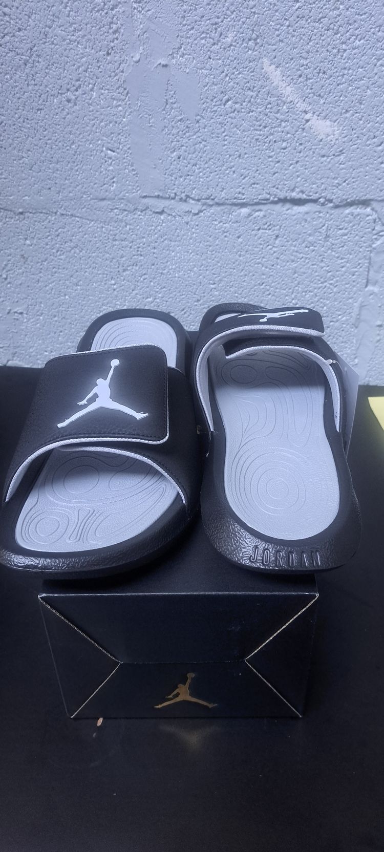 Jordan Hydro 6 Black White Wolf Grey Slides UK 12 EUR 47.5Brand New FullBox BNIB image 1