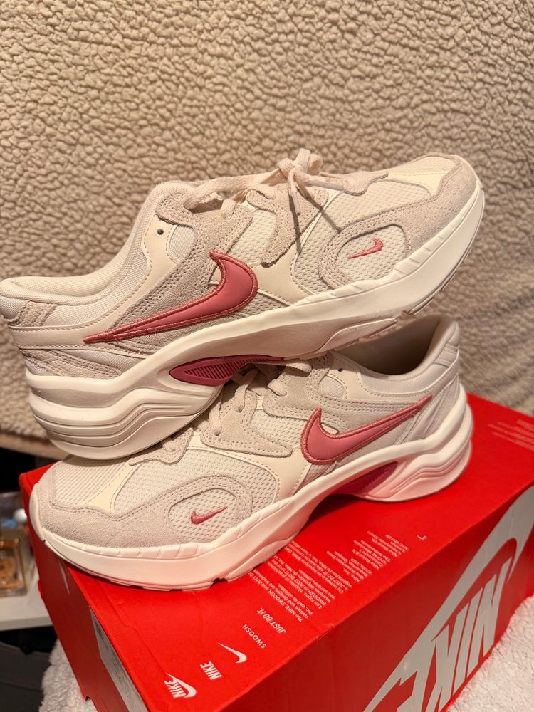 Nike AL8 Women’s Trainers – Chalk, Pale Ivory & Pink – UK 8.5