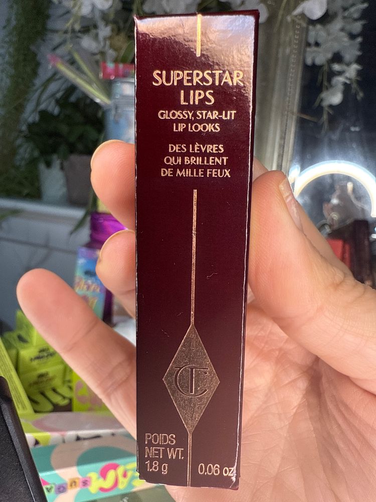 Charlotte Tilbury Superstar Lips Glossy Lip Look