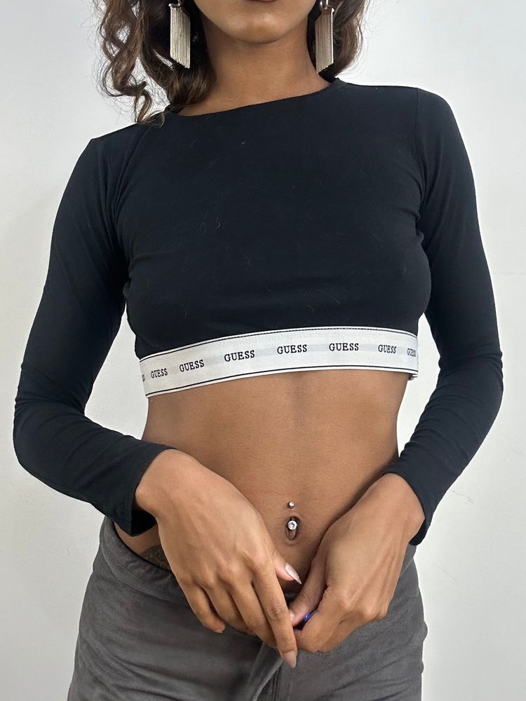 💻 athleisure edit | small black guess cropped long sleeve top image 3