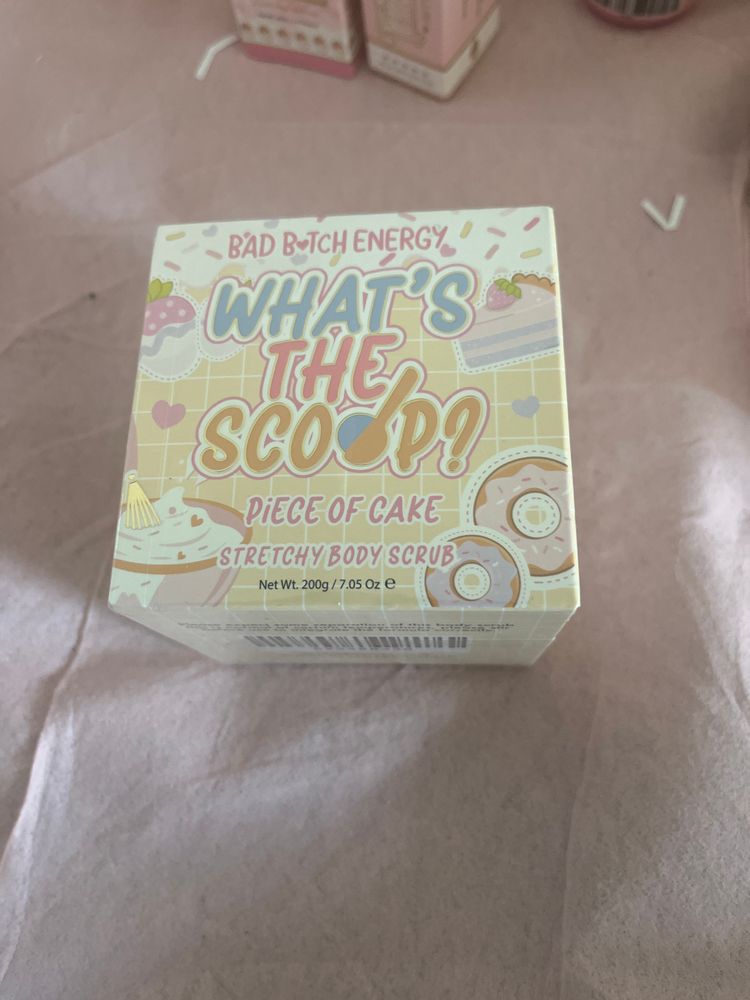 Bad B*Tch Energy What'S The Scoop? Piece Of Cake Stretchy Body Scrub