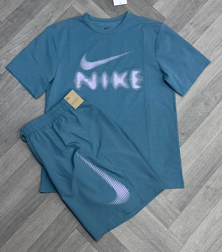 Nike Tee & Shorts Set 