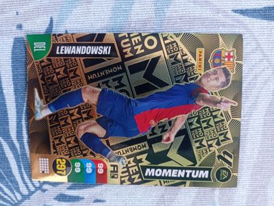 Lewandowski Momentum Football Trading Card