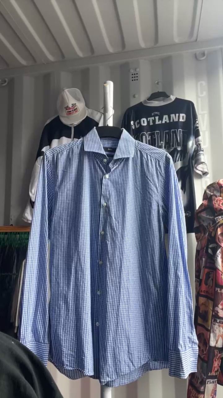 BOSS hugo boss size medium slim fit  product image
