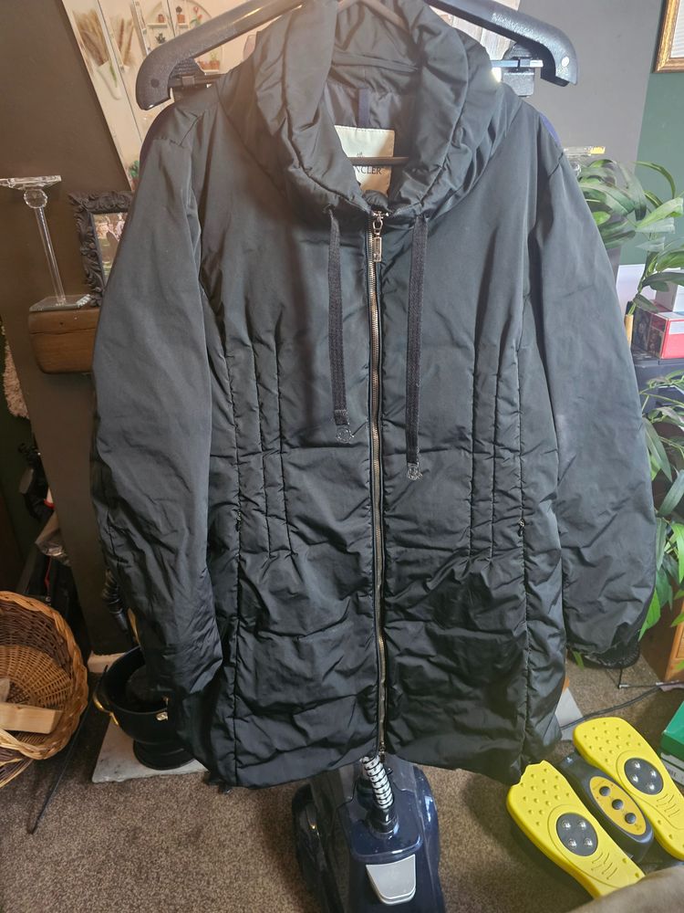 Moncler Black Padded Jacket Coat Size 4 