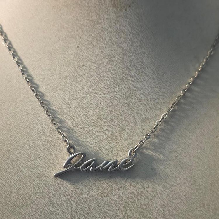 Silver Name Necklace With 'Jane' Pendant obraz 6