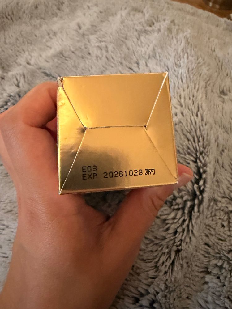 Medicube Age-R Glutathione Glow Serum image 2