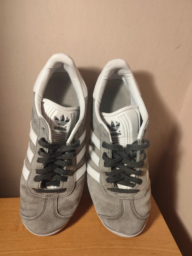 Adidas Gazelle Sneakers image 3