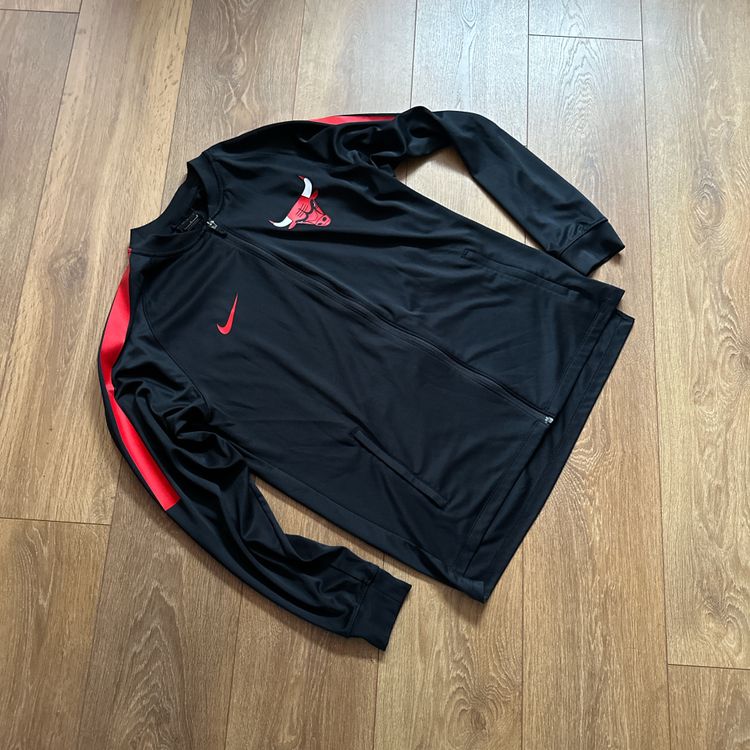 Nike Chicago Bulls Black And Red Jacket