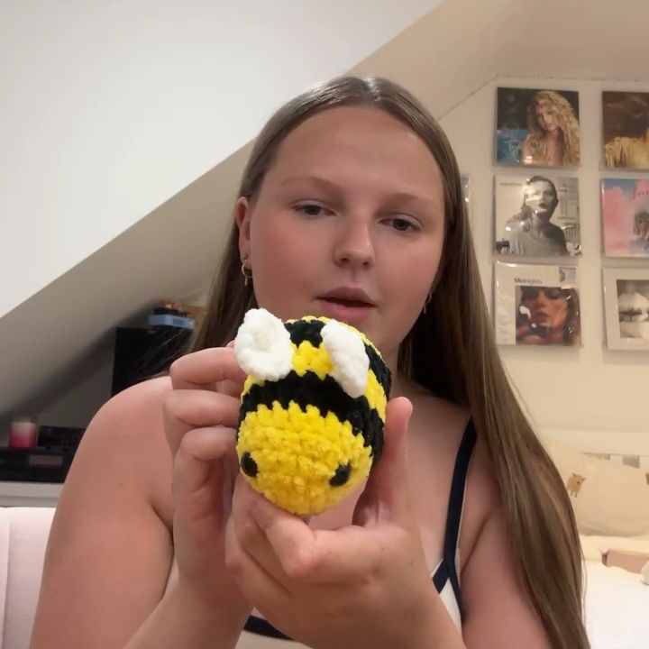 Unknown Crochet Bee - Dolls & Plush zdjęcie produktu