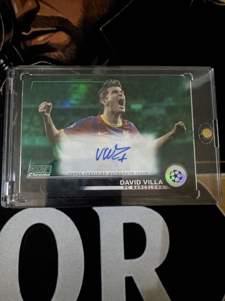 David Villa Fc Barcelona Signed Trading Card