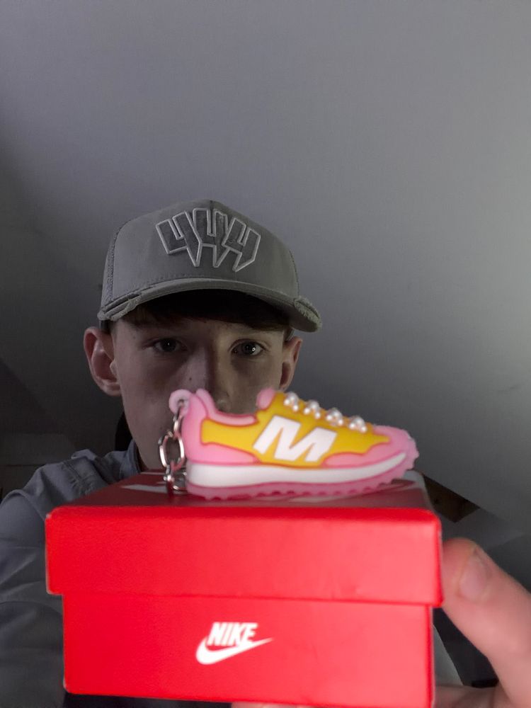 Nike Red Shoe Box With Sneaker Keychain