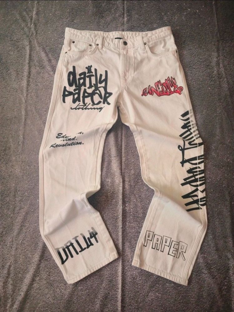 Daily Paper White Pants With Black And Red Graffiti Text product image