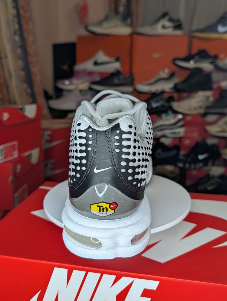 Nike Air Max Plus VII -White-Black-Smoke-Grey -8/9/9.5/10/10.5/11/11.5 image 2