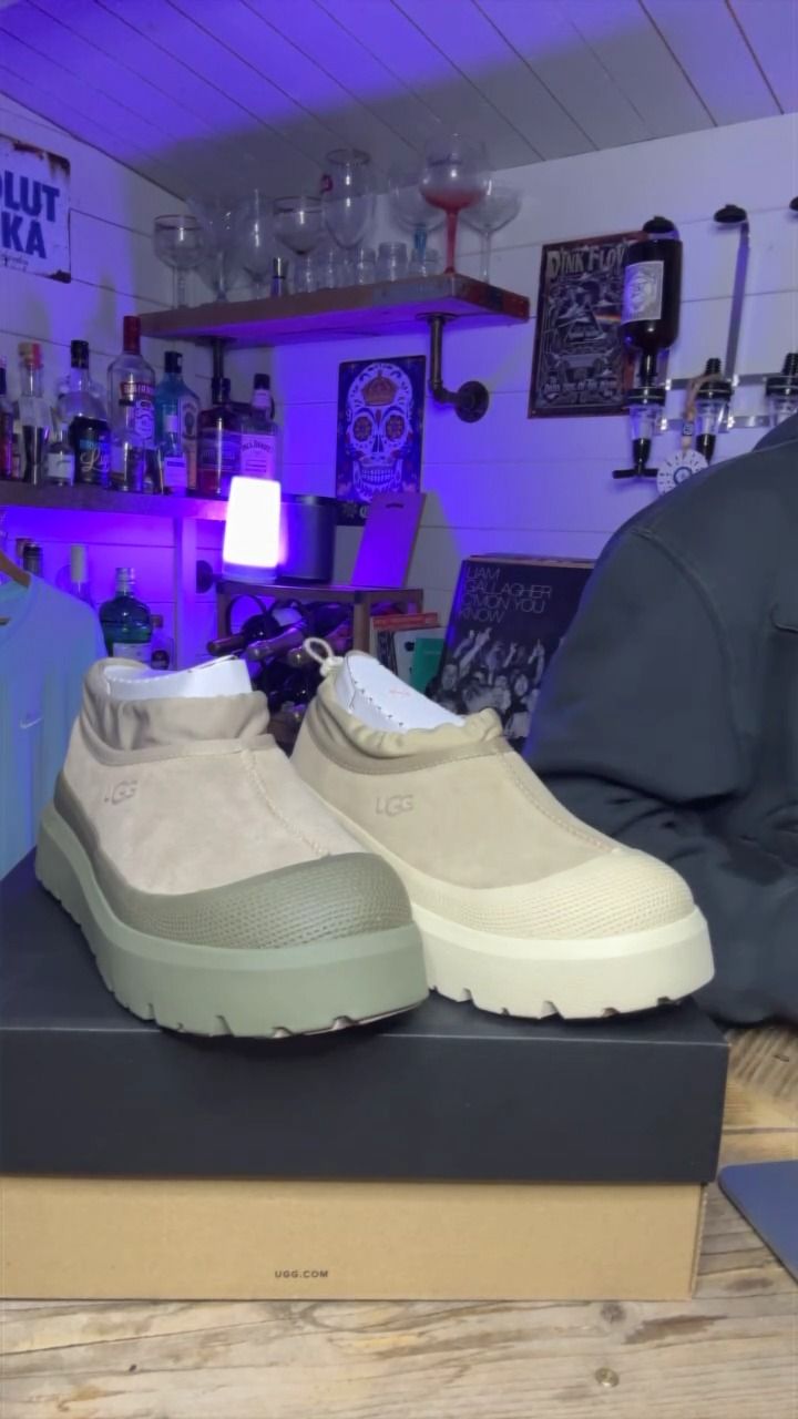 UGG UGGS product image