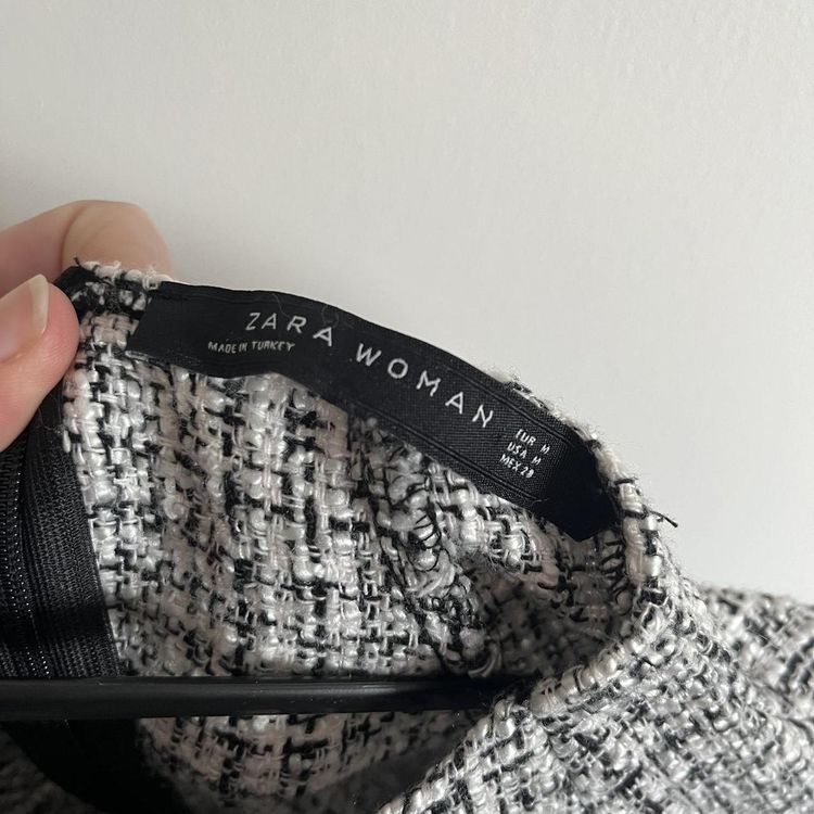 Immagine di Zara Women's Grey and Black Top 1