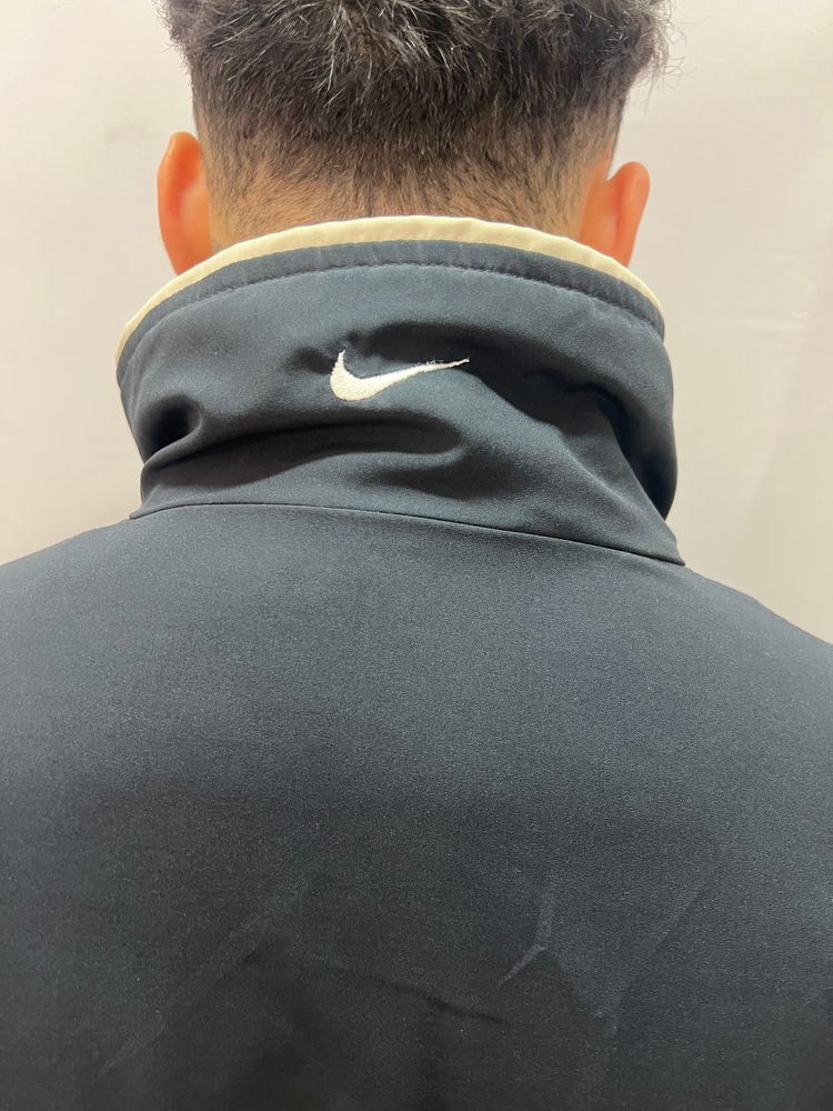 Nike black jacket 5
