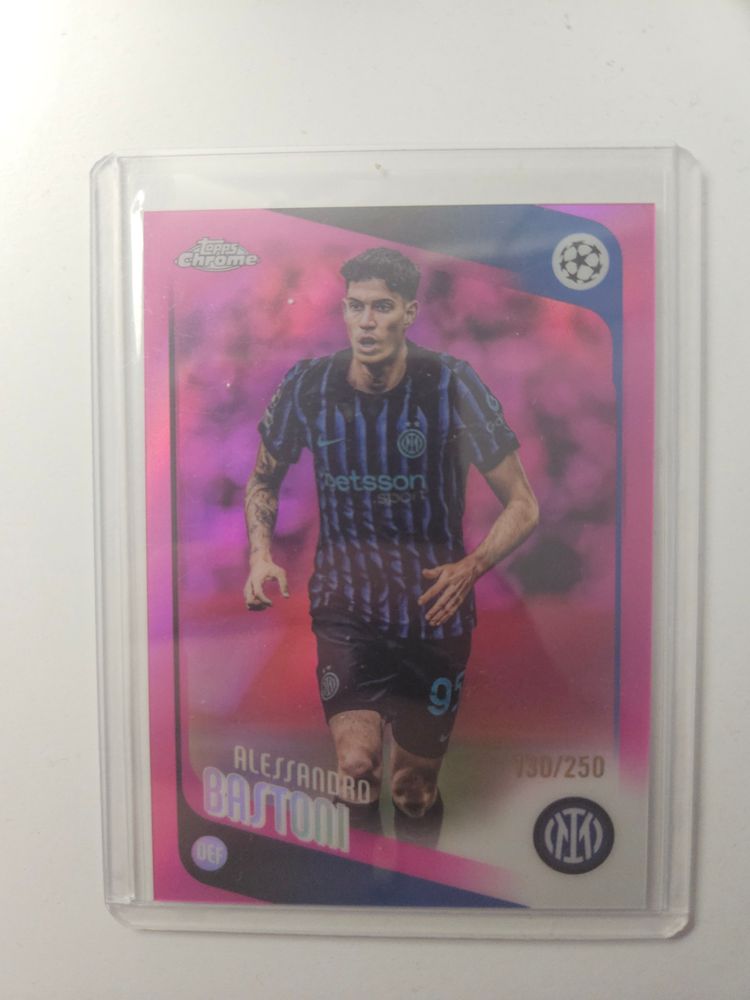 Topps 2025-26 Topps Chrome Alessandro Bastoni /250 Inter product image
