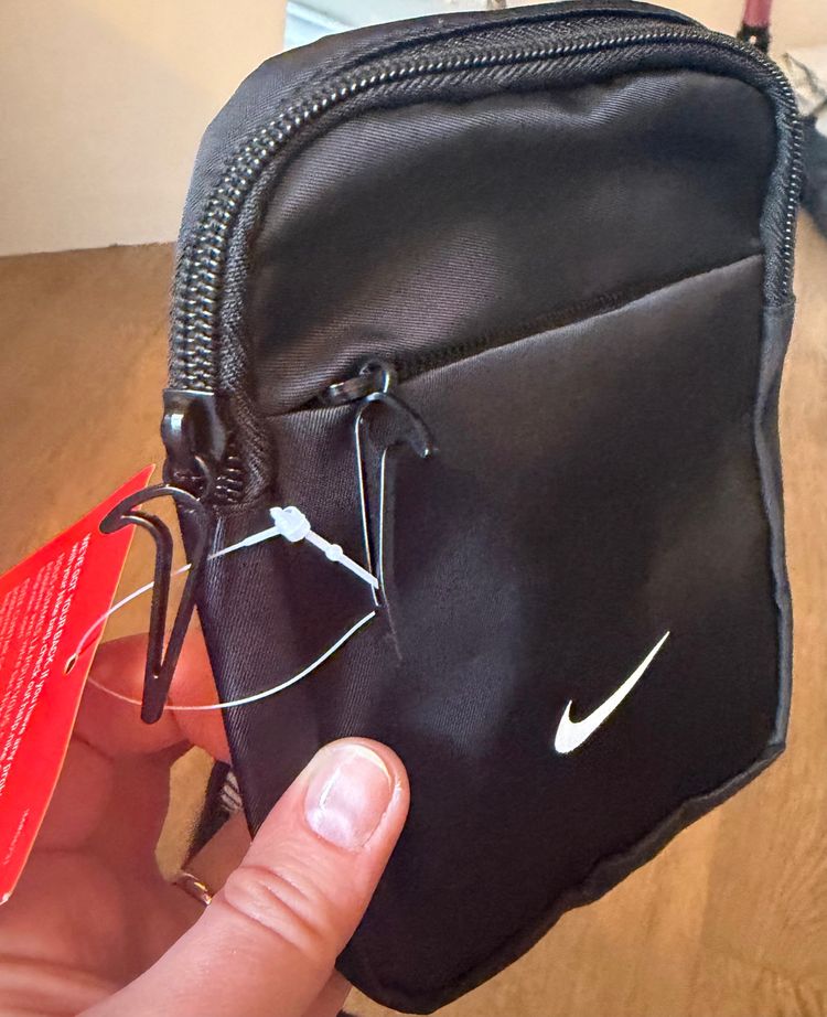Nike Small Black Crossbody Bag 2