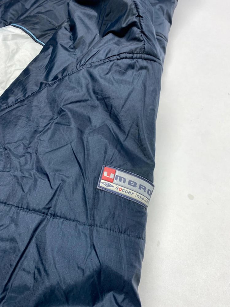 Umbro Navy & White Puffer Jacket – Men’s (Vintage / Winter Coat) image 4