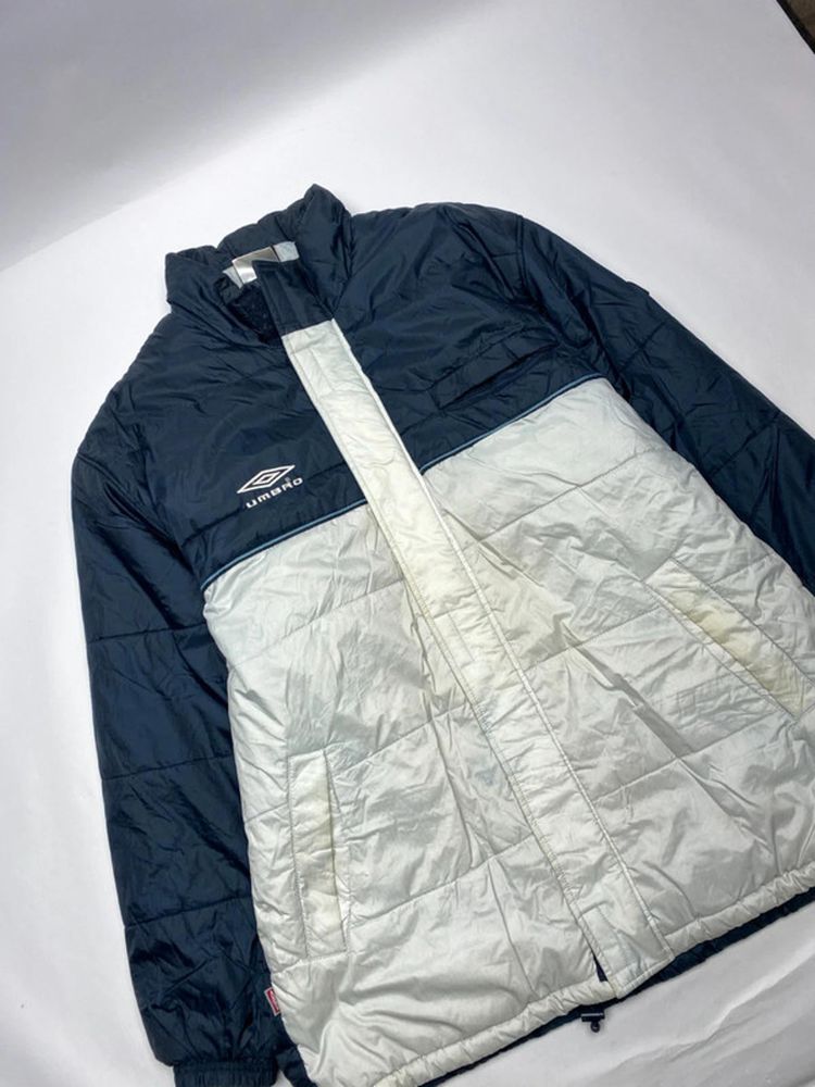 Umbro Navy & White Puffer Jacket – Men’s (Vintage / Winter Coat) image 3