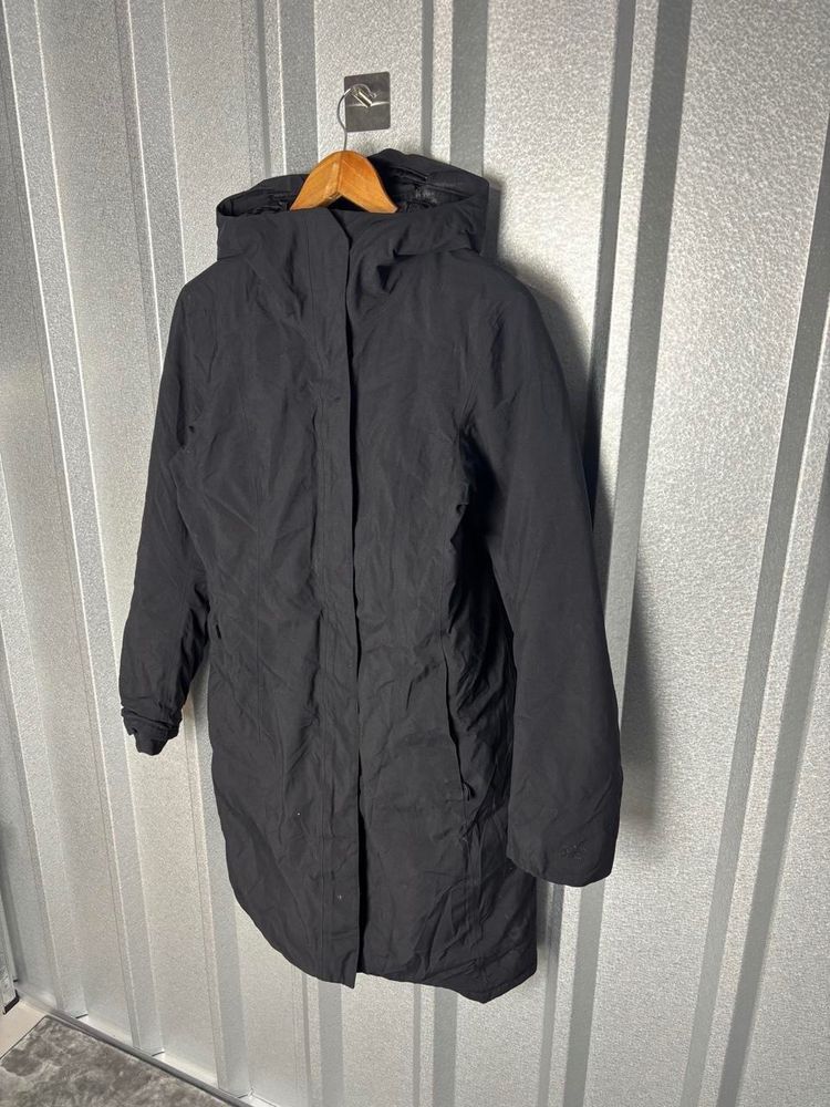Women’s Arc’teryx Black Longline Hooded Coat