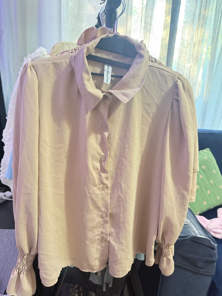 Set Beige Long Sleeve Blouse and skirt   image 1