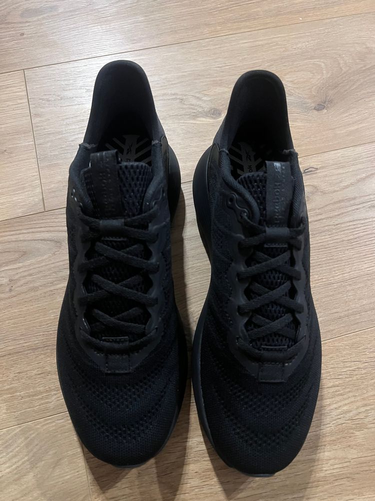 Reebok Black Running Shoes 42  image 2