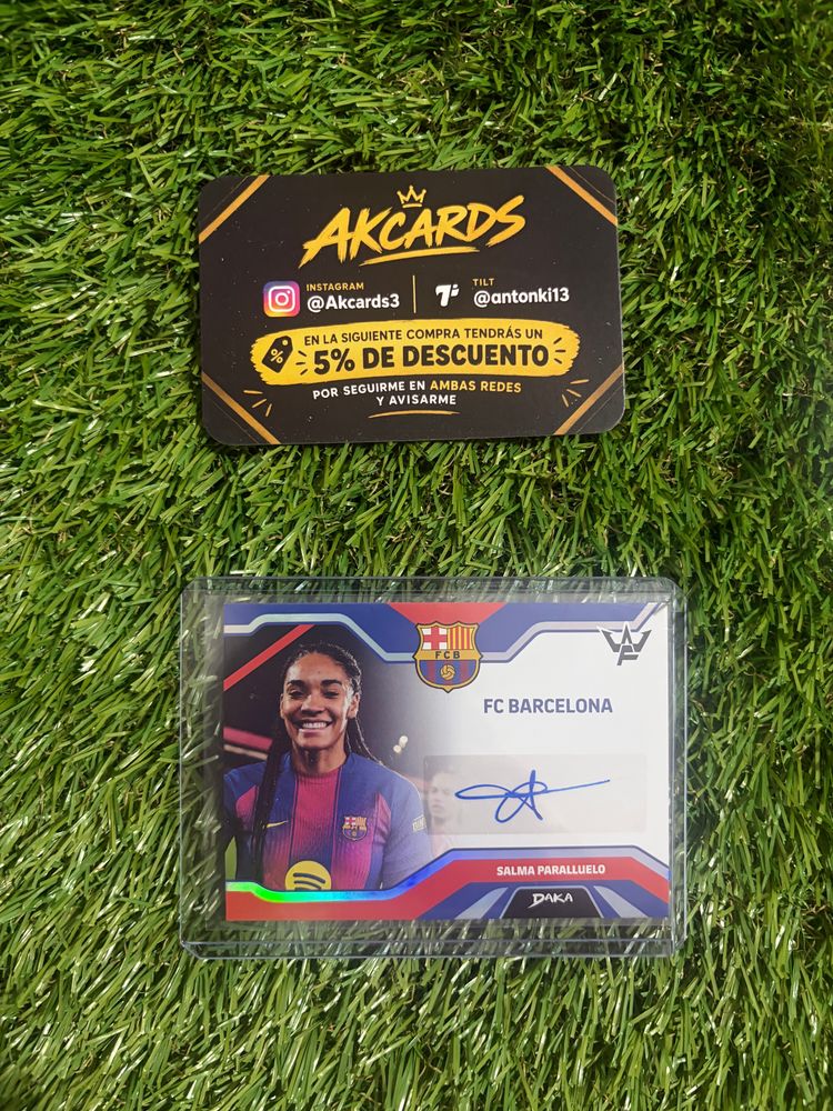 Immagine di Fc Barcelona Salma Paralluelo Autographed Card 1