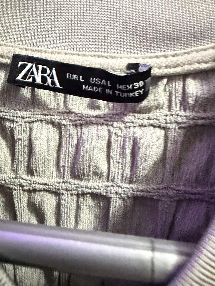 Zara Textured Button-Up Top And Matching Pants Set imagen 5