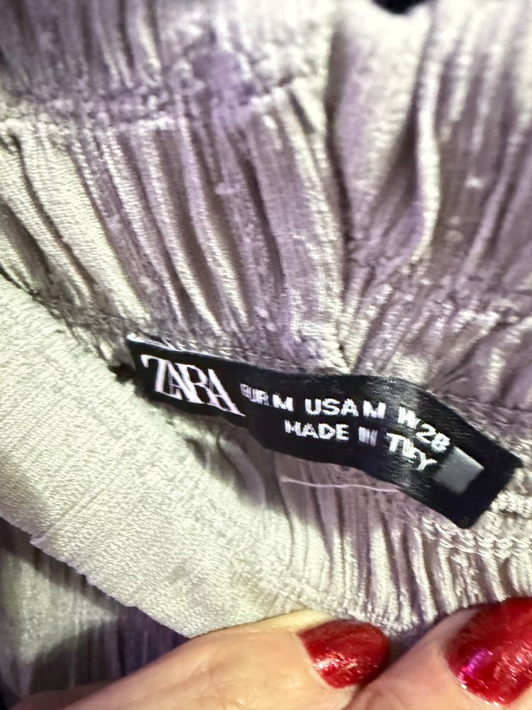 Zara Textured Button-Up Top And Matching Pants Set imagen 3