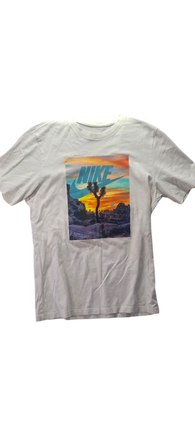 Nike White Graphic T-Shirt