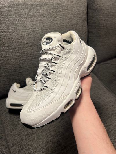 Nike Air Max 95 "White/Black" uk9 used no box 2018