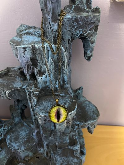 HANDMADE GLASS EYE OF SAUREN NECKLACE