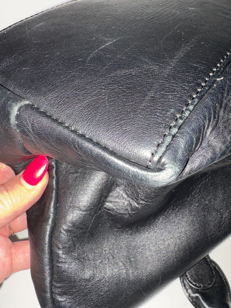 Mia Soft Black Leather Handbag 10