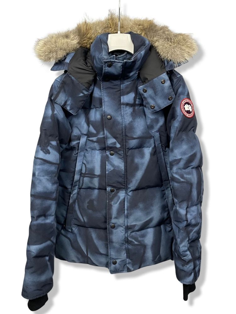 Unknown Seller Canada Goose Wyndham Parka Fair Abstract Camo (Medium) product image